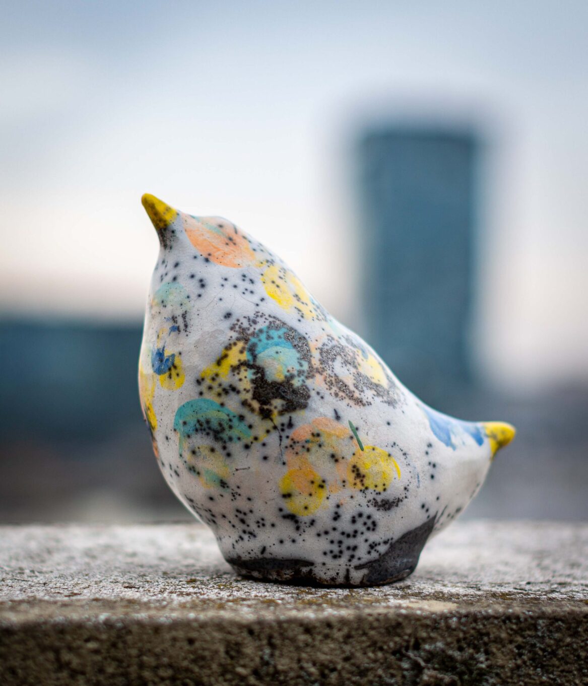 CERAMIC STYLIZED ABSTRACT BIRD OF HAPPINESS HAND MODELLED AND RAKU FIRED No 282-ISLA - Image 5